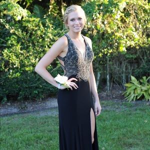 Sherri hill backless gown